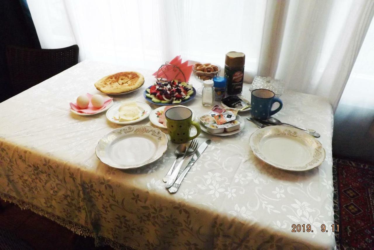 Guest House Ing 第比利斯 外观 照片