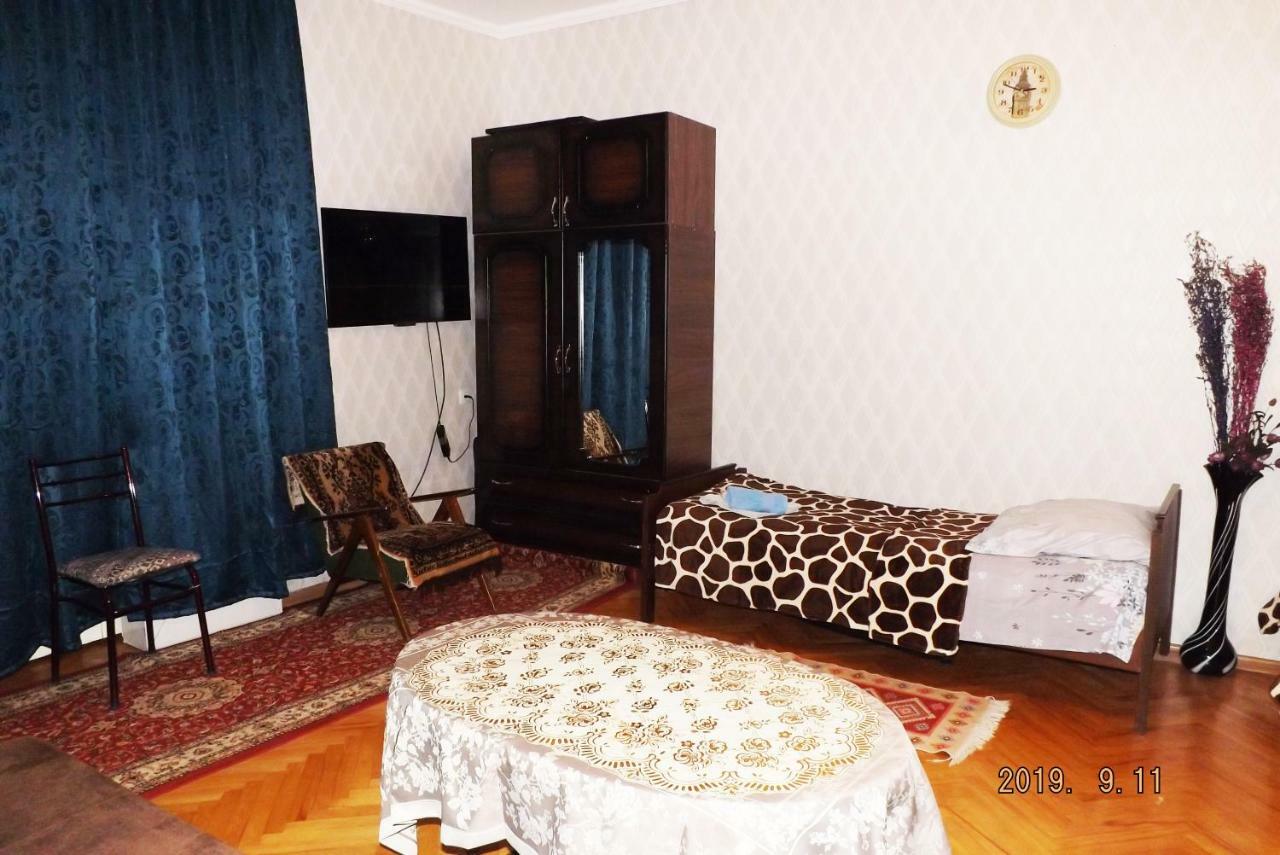 Guest House Ing 第比利斯 外观 照片