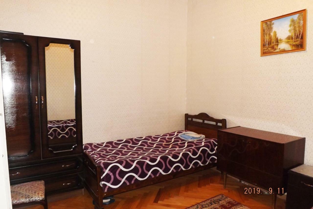 Guest House Ing 第比利斯 外观 照片
