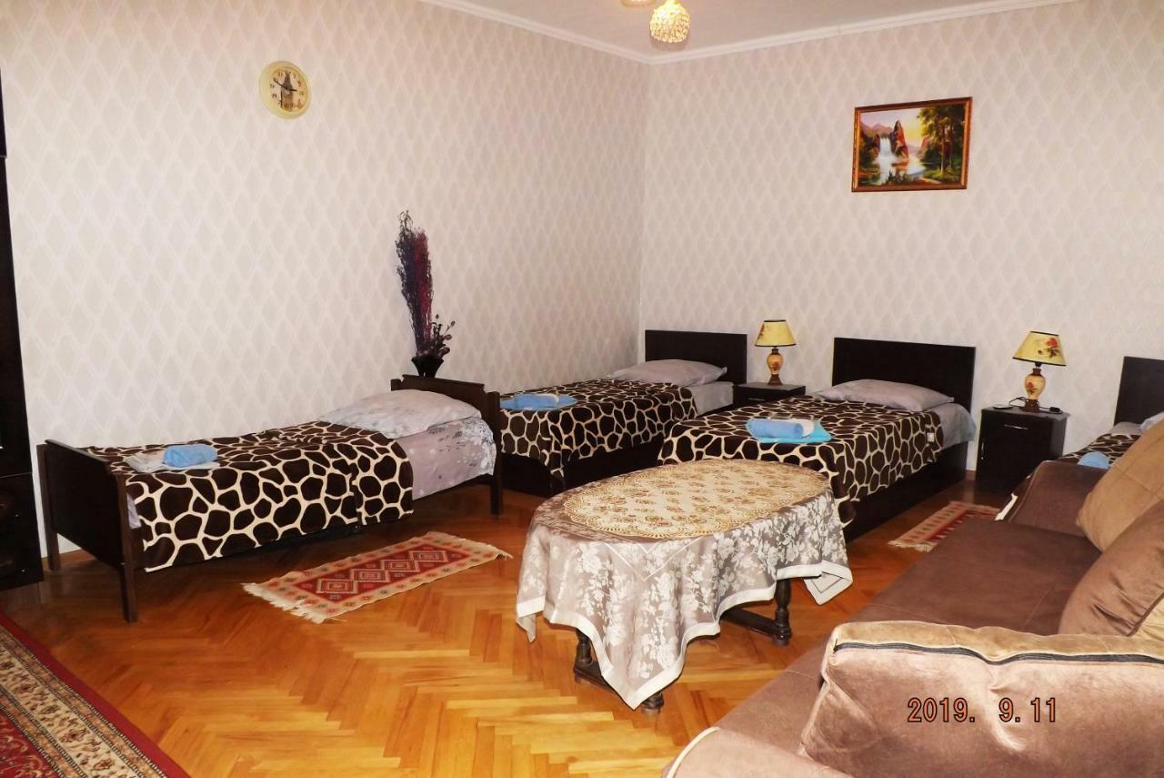 Guest House Ing 第比利斯 外观 照片